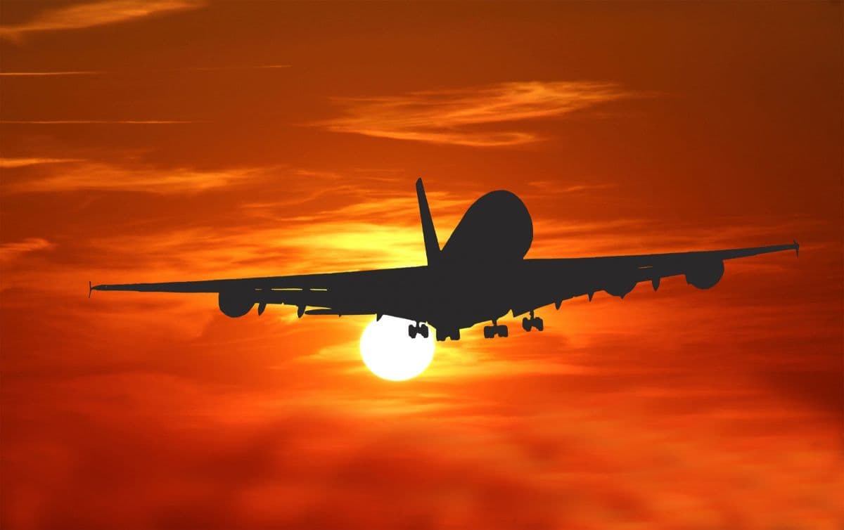 airplane-sunset.jpg